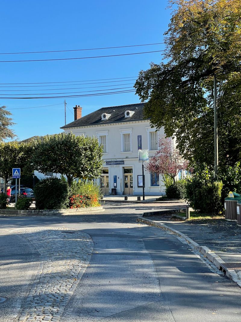 Autour de Saint-Chéron, bois et châteaux